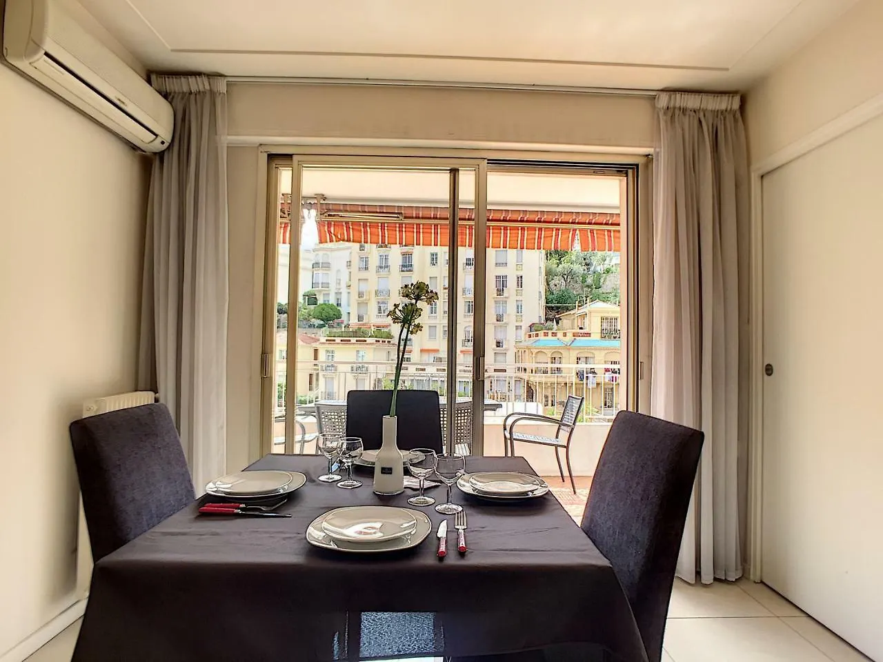 Nestor&Jeeves - Playa Terrace - Central - Close Sea Nice 0*,  France